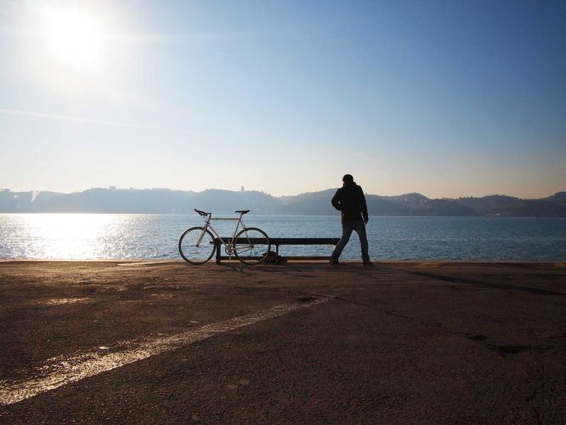 陪诊师手记<br>hzldzsi.cn 医院门口守候